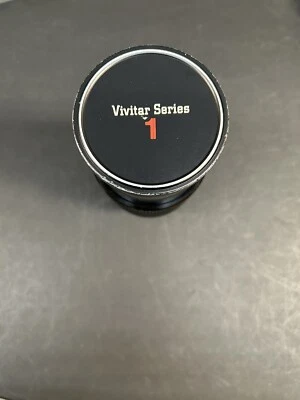 Vivitar Series 1 70-210mm 1:3.5 Macro Auto Focus Zoom VMC Lens - Image 1 of 4
