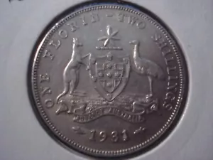 Australian 1931 Florin 8 Pearls EF High Grade KGV Sterling Silver Coin (FH01) - Picture 1 of 2