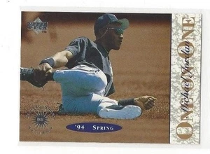 1995 cubierta superior menores uno a uno Michael Jordan #6 - '94 primavera/sox blanco - Imagen 1 de 2