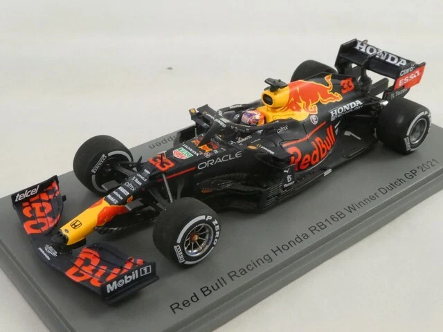 Spark Red Bull Honda RB16B #33 Verstappen World Champion Dutch 2021 1/43 S7686