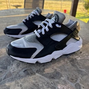 Nike Air Huarache DD1068-006 Schwarz Grau Weiß Größe 10 Super Gepflegt 🔥 - Bild 1 von 9