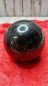 Natürlicher Schwarzer Turmalin Kristall Kugel Quarzkristall Energie 1470g - Bild 1 von 6