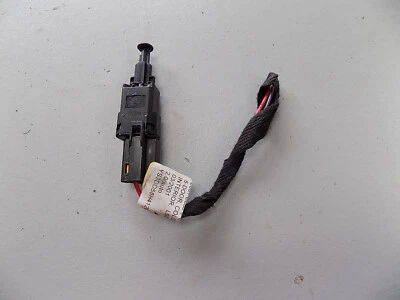 Interruptor de luz de freno 99 00 01 02 03 04 05 06 SAAB 95 9-5 93 9-3 Foto 1 de 3