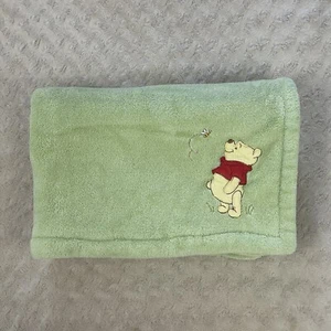 Disney Winnie the Pooh Bear Baby Blanket Green Looking at Bee Kidsline - Picture 1 of 9