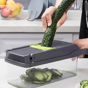 Flavor Enhancing Kitchen Slicer EasyUse Plastic Herb Grinder with Quick Cleaning - Picture 1 of 15