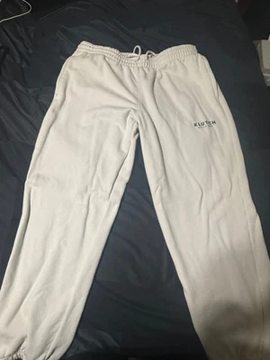 Pantalones de chándal Klutch Athletics X New Balance XL blanco/crema claro para hombre Foto 1 de 4