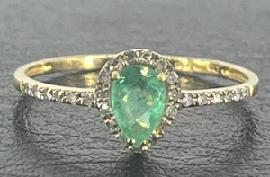 18ct Yellow Gold 0.5ct Emerald & 0.32ct Diamond Cluster Ring, UK Size O, 1.2g - Picture 1 of 4
