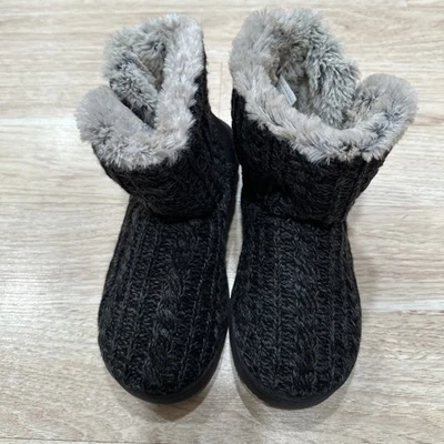 Nwot Dearfoams  Slipper Booties  M 7-8 - Image 1 of 4