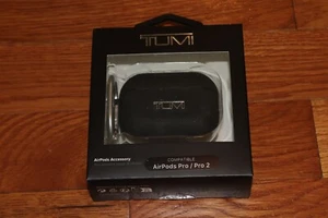 Estuche Tumi Airpods/Airpods 2 nuevo con etiquetas ¡Precio de venta sugerido por el fabricante 75 USD!! - Imagen 1 de 11