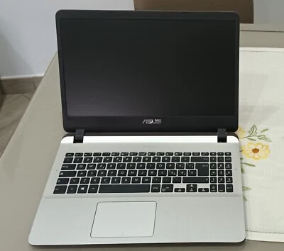 NOTEBOOK ASUS F507M INTEL N4000 4GB RAM - Immagine 1 di 4