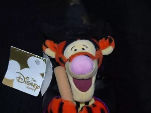 Collectable Walt Disney Winnie The Pooh Mini Bean Bag Tigger On A Broom - Picture 1 of 6