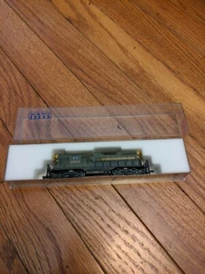 Kato (17718) N Gauge GP9 Locomotive '4502' - Canadian National - Picture 1 of 8