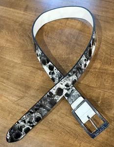 Lowlife Gürtel mit Totenkopf Print Halloween Memento Mori Goth 36" schwarz & weiß silber - Bild 1 von 8