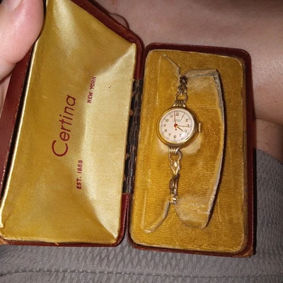 Reloj Pulsera Certina Vintage Damas Usado Acero Inoxidable Estuche Original Nueva York Foto 1 de 4