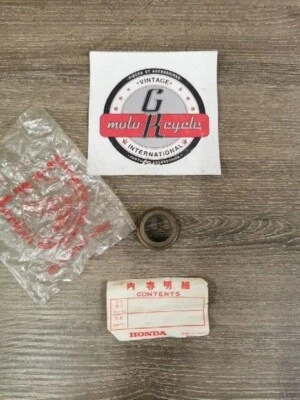 NOS HONDA CT200 CA200 C70 C50 S65 CM91 CONO DE DIRECCIÓN SUPERIOR 53211-030-000 H72 Foto 1 de 4