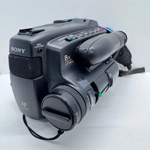 Sony Handycam CCD-TR50E 8mm Video 8 Camcorder * For Parts/Repair Only* - Picture 1 of 8