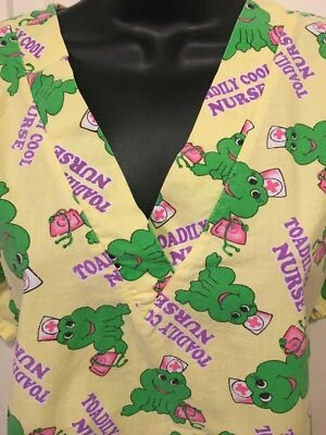 Ladies Green Frog Toad “Toadily Cool Nurse” Scrubs Small Medium Yellow Used - Image 1 of 4