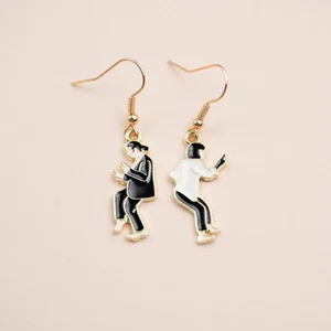 Cute Pulp Fiction Style Dance Hook Dangle Drop Earrings Novelty Gift - Picture 1 of 1