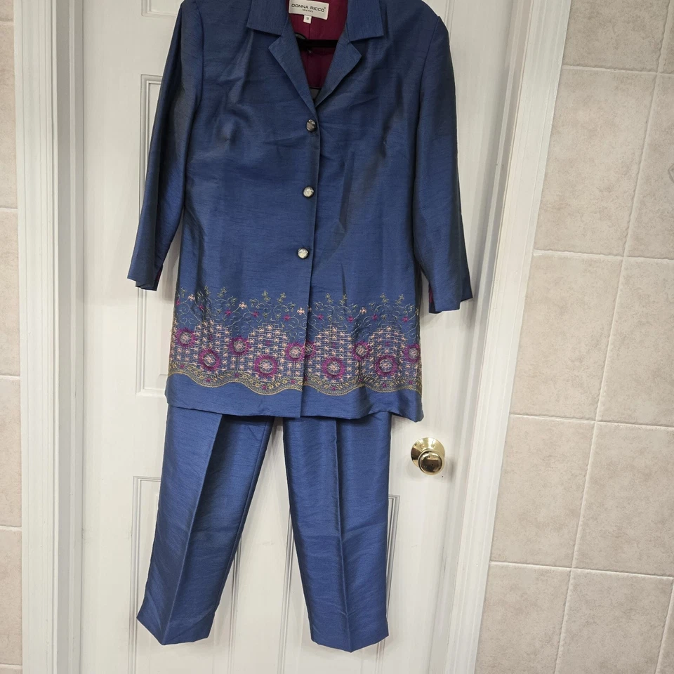 Traje Blazer/Blusa Donna Ricco Nueva York Raro Vintage Bordado, Talla 10 Foto 1 de 4
