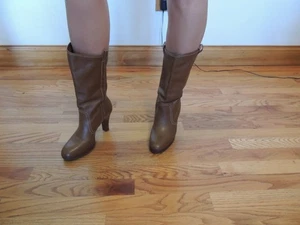 Nine West size 8M brown leather upper boots Fall - Picture 1 of 19