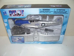 New Ray P-51 Silver Blue HO Fighter Airplane Model Kit Scale 1:48 Brand New Box