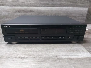 Sony CDP-M44 Compact Disc CD Player HiFi Separate - Picture 1 of 8