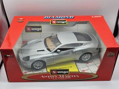 Aston Martin V12 Vanquish Argento 1:18 Burago In Box - Immagine 1 di 4
