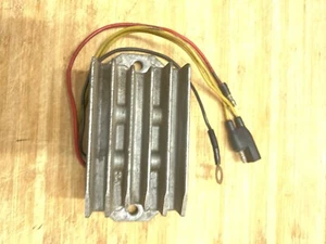 1974-75 Kawasaki H-1 500 volgage regulator #21066-1036 - Picture 1 of 3