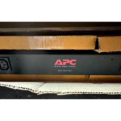 Brand New APC AP8643 PDU: Remote Power & Metering 10 Outlets 1U Rack Power Strip - Image 1 of 4