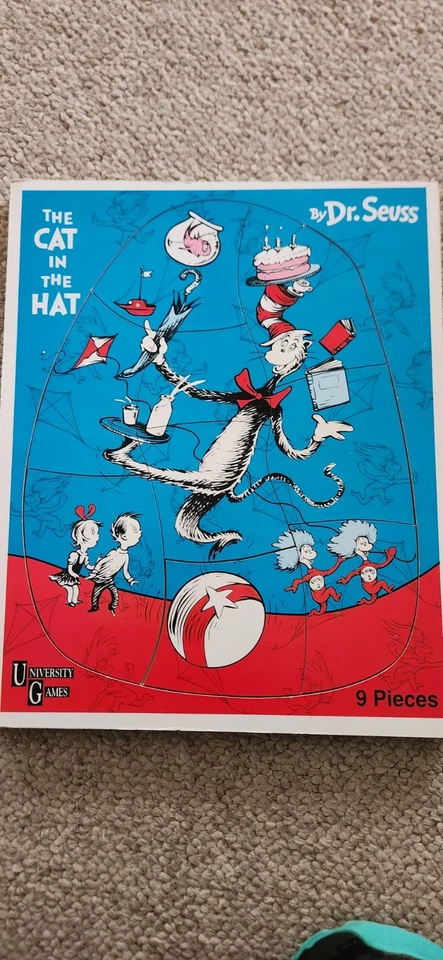 ¡Puzzle de tablero de 9 piezas El gato en el sombrero de colección! Foto 1 de 4
