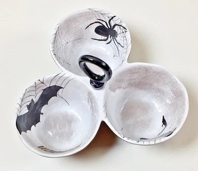 Plato de condimento dividido de melamina murciélago araña negra de Halloween de Max Studio Foto 1 de 2