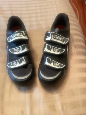 pearlizumi cycling shoes 45 - Image 1 of 4
