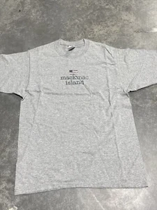 t shirt mackinac island michigan bandiera americana look medio invecchiato - Foto 1 di 7