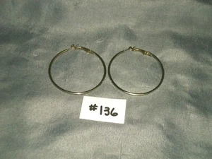 Damen Creolen Ohrringe Silberfarben Metall 1 3/4" Durchmesser Neu ohne Etikett #136 - Bild 1 von 2
