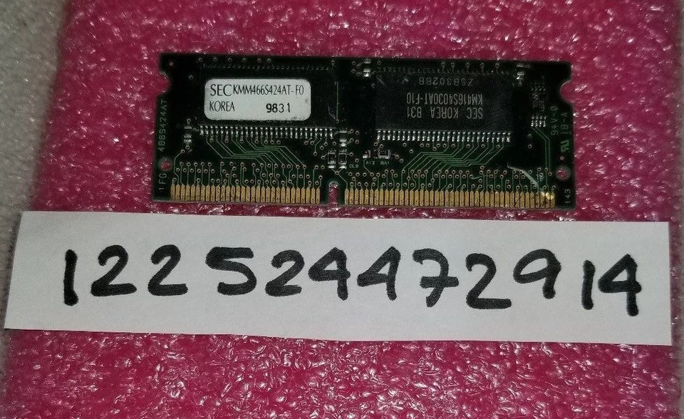  32MB SD SDR PC 66 SDRAM PC PC66 4x16 144PIN  SODIMM  INTEL NOTEBOOK MEMORY RAM  - Image 1 of 1