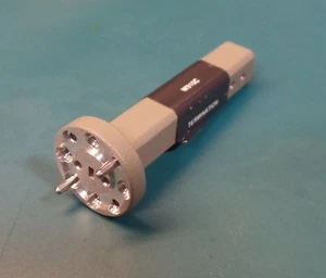 W910C Terminazione Fissa, da 75 a 110 GHz, WR-10 Difficile da Trovare Ottime Condizioni - Foto 1 di 2