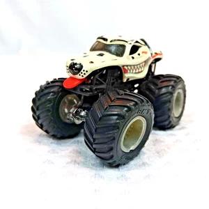 Hot Wheels Monster Jam Diecast 1:64 Monster Mutt Dalmatiner - Bild 1 von 5