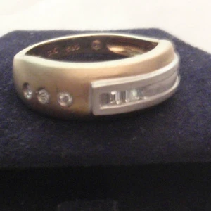 14 Karat Gelbgold Ring mit echten Diamanten - Neu - Bild 1 von 5