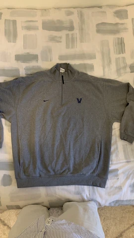 Nike Villanova 1/4 Zip Sweatshirt Cover