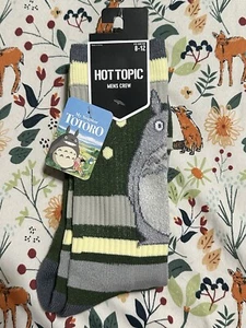 Studio Ghibli® My Neighbor Totoro Stripe Fuzzy Crew Socks - Bild 1 von 3