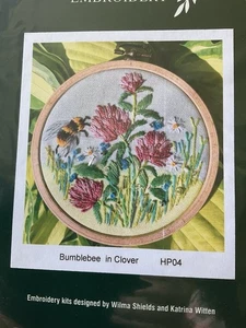 Rowandean Embroidery Kit Bumblebee In Clover HP04 - Picture 1 of 3