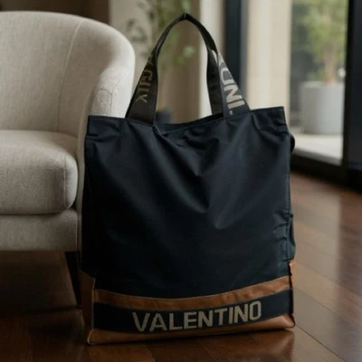 Bolso de Mano VALENTINO ROSSA Grande Logo Bordado Nylon Negro/Marrón Foto 1 de 4