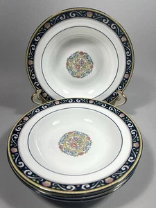 Juego de 4 cuencos de cereales para sopa Wedgwood RUNNYMEDE BLUE de 8 pulgadas ligeramente usados - Imagen 1 de 5
