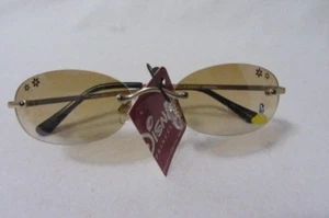 GAFAS DE SOL PARA NIÑOS DISNEY BLANCO NIEVE COLECCIONABLES NUEVAS CON ETIQUETA - Imagen 1 de 5