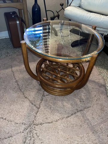 VINTAGE BOHO RATTAN/BAMBOO GLASS STYLE ROUND SIDE TABLE Cover