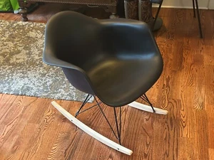 Herman Miller Eames Molded Plastic Armchair with Rocker Base -LOCAL PICK UP ONLY - Picture 1 of 5