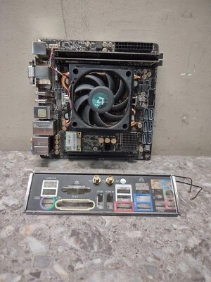 ASRock FM2A88X-ITX+ Motherboard AMD A10-7850K 3.7GHz 16GB IO Shield WIFI - Image 1 of 4