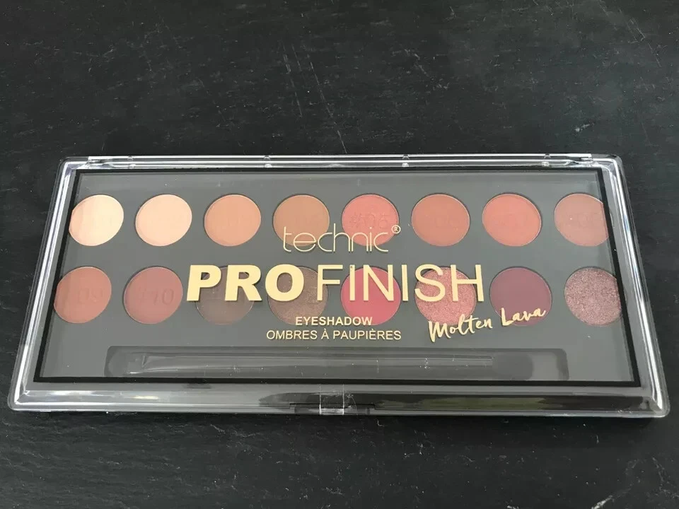 Pro Finish Eyeshadows Molten Lava - Nude Smokey Red with Eye Brush Professional - Image 1 of 1