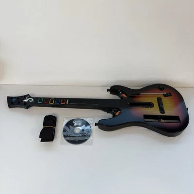 Nintendo Wii Guitar Hero Sunburst Chitarra Rosso Ottano + Cinghia/Gioco Manca Cover - Immagine 1 di 4