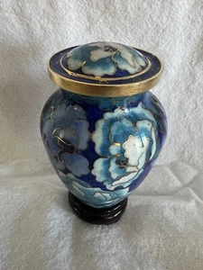 Vtg Hand Painted Blue Chinese Cloisonné Ginger jar/vase Flowers Design Enamel - Picture 1 of 12